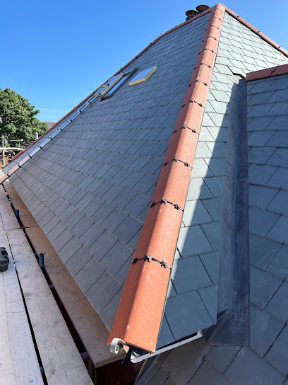 Roof installation by expert roofing contractors